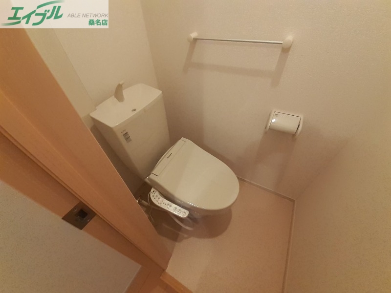 トイレ　同型タイプ写真