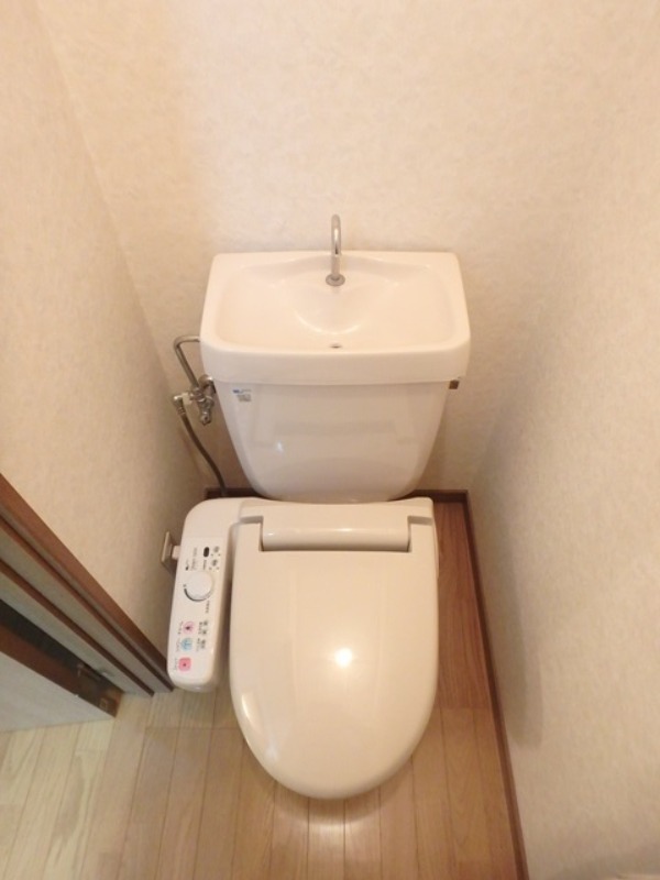 トイレ　図面と現状に相違がある場合には現状を優先