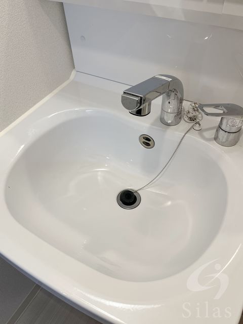 洗面設備　同仕様