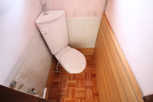 トイレ　※写真は類似です