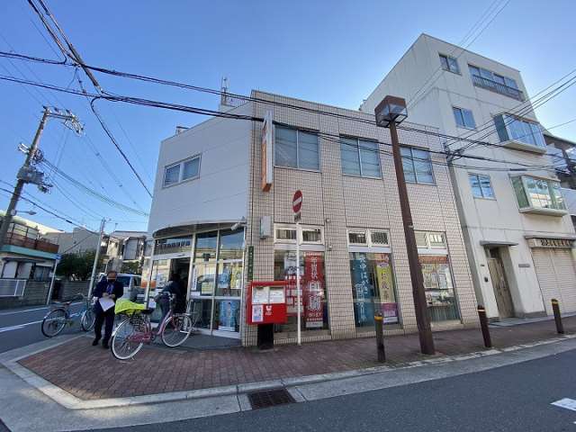 郵便局　城東諏訪郵便局（郵便局）まで457m