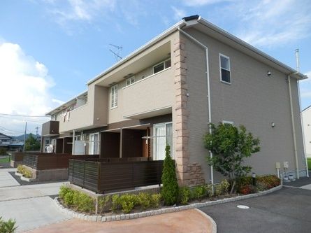 建物外観　外観写真（昼）