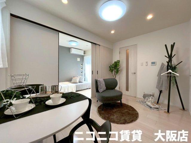 居室・リビング　モデルルームのため、現況優先いたします。