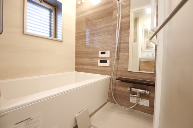 バス・シャワールーム