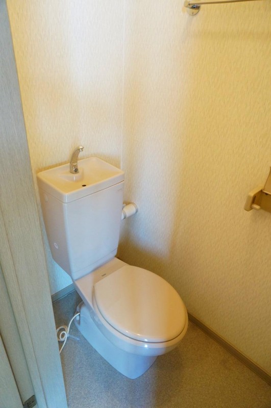 トイレ　トイレ