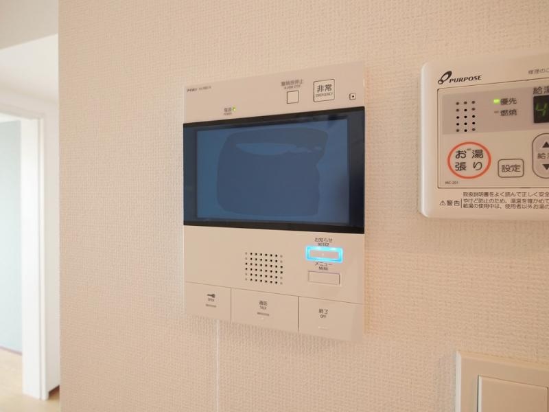 セキュリティ　☆モニター付きインターホン☆