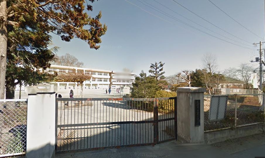 小学校　土浦市立東小学校（小学校）まで815m