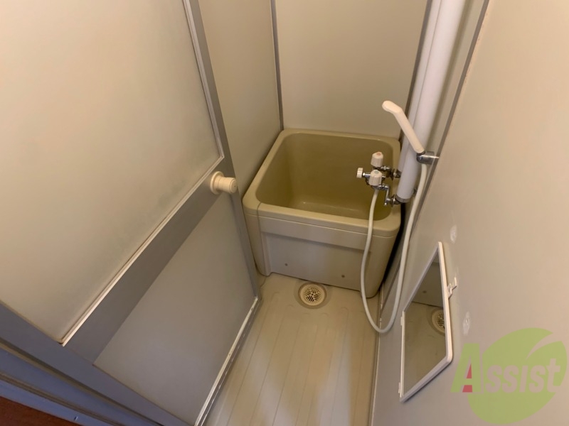 バス・シャワールーム　お風呂になります。一日の疲れを癒してくださいね。