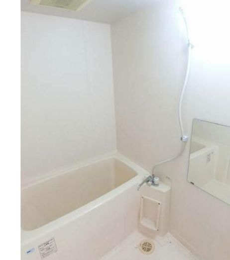 バス・シャワールーム　お風呂です