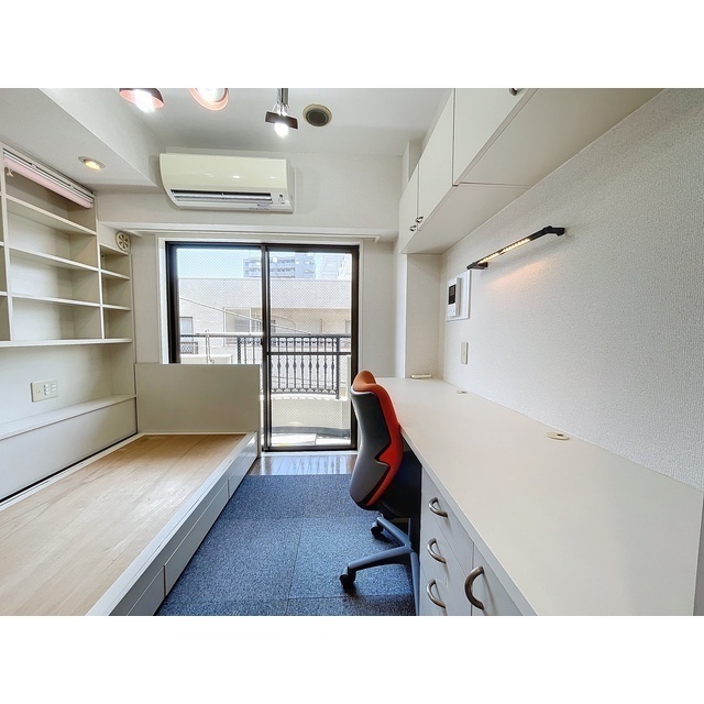 居室・リビング　※別部屋参考写真