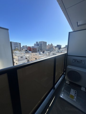 バルコニー　バルコニーがあります