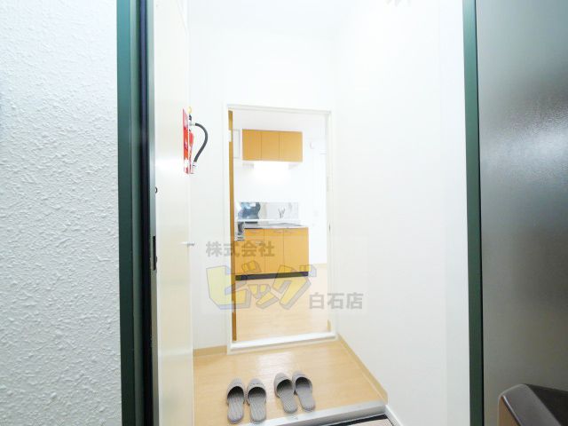 玄関　広々とした玄関です♪