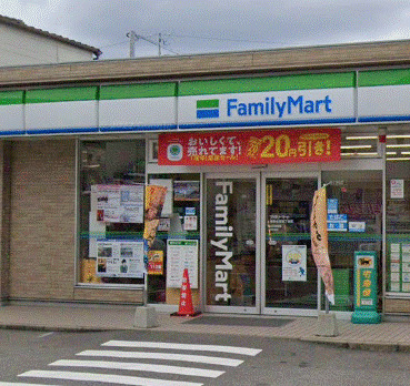 コンビニ　ファミリーマート 博多住吉四丁目店（コンビニ）まで333m
