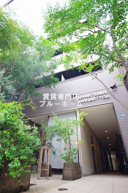 建物外観　2007年建築の鉄骨造の建物です！