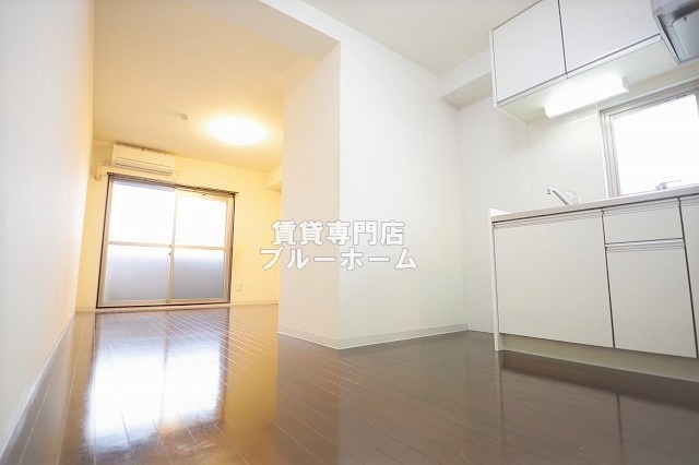 居室・リビング　10.5帖の洋室です！