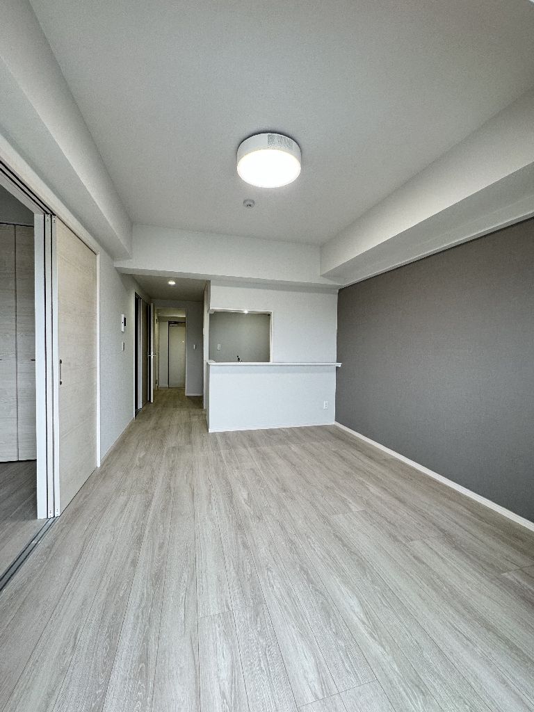 居室・リビング　こちらの居間で趣味の時間をお楽しみください