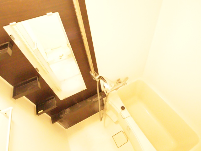 バス・シャワールーム　※別室の参考写真の為、現況優先です。