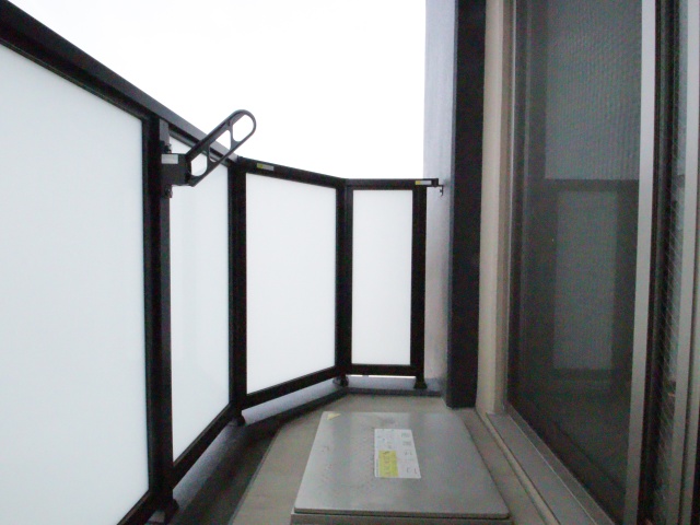 バルコニー　※別室の参考写真の為、現況優先です。