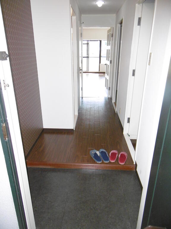 京阪本線 守口市駅 徒歩5分 6階建 築38年の玄関写真