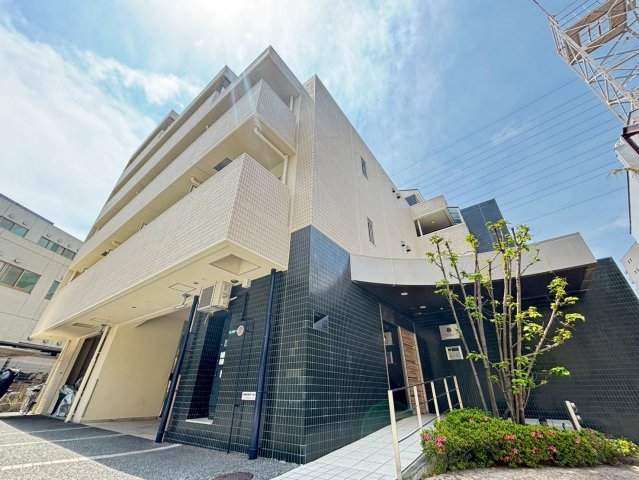 建物外観　詳細は、RISUMO江坂本店までお問合せください♪