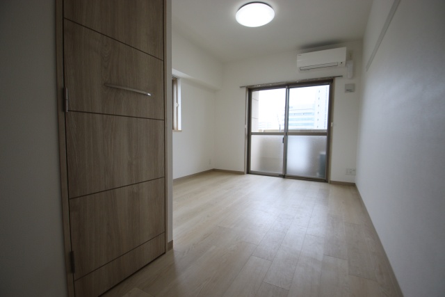 居室・リビング　※別室の参考写真の為、現況優先です。