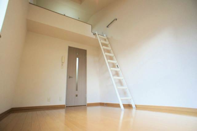 居室・リビング　リビングルーム