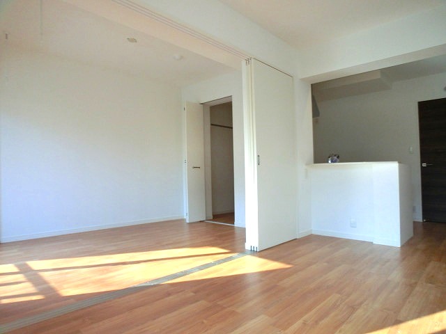 居室・リビング　※別部屋