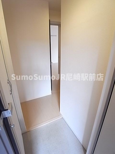 玄関　落ち着いた玄関です