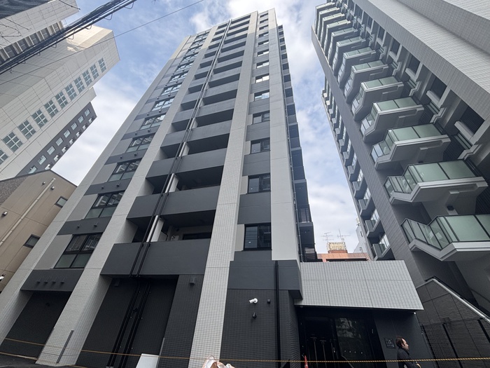 建物外観　建築中