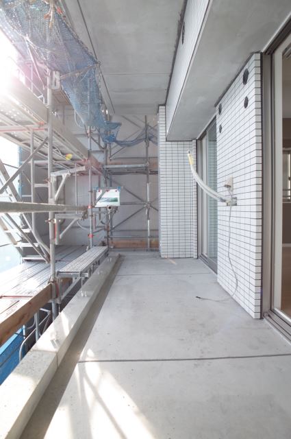 バルコニー　バルコニー