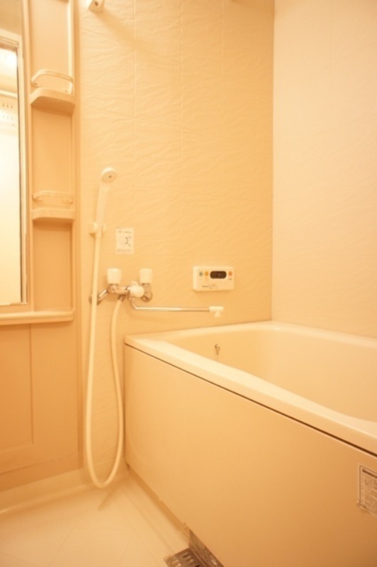 バス・シャワールーム　図面と現状に相違がある場合には現状を優先