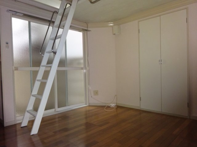 居室・リビング　別部屋写真、サンプルになります