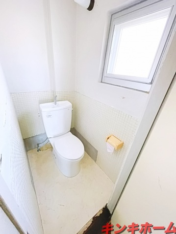 トイレ　清潔感溢れるトイレ