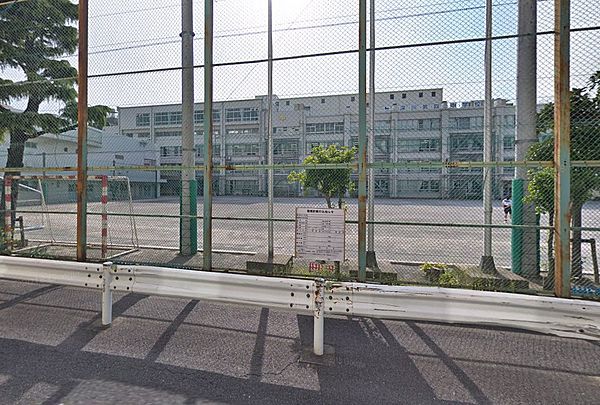 小学校　江東区立深川第四中学校（小学校）まで921m