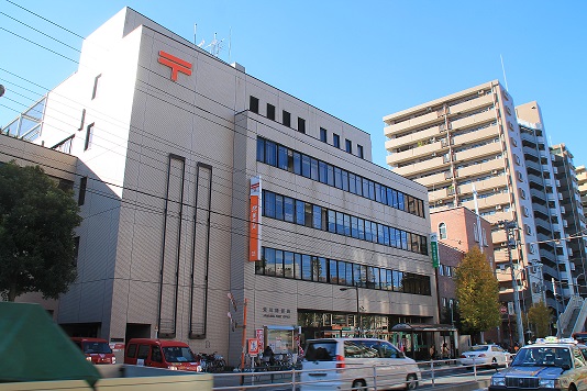 郵便局　荒川郵便局（郵便局）まで37m