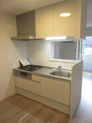 キッチン　※別号室参考写真
