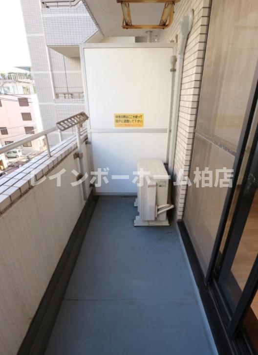 バルコニー　バルコニー付きです