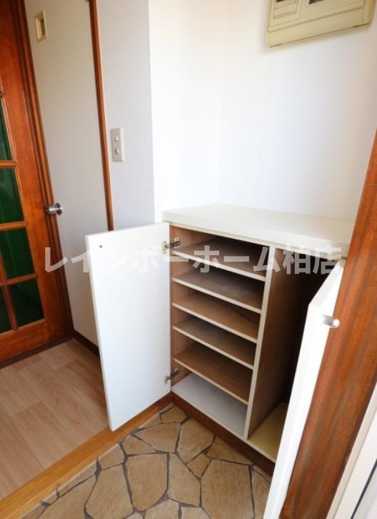 玄関　シンプルで使いやすい玄関です