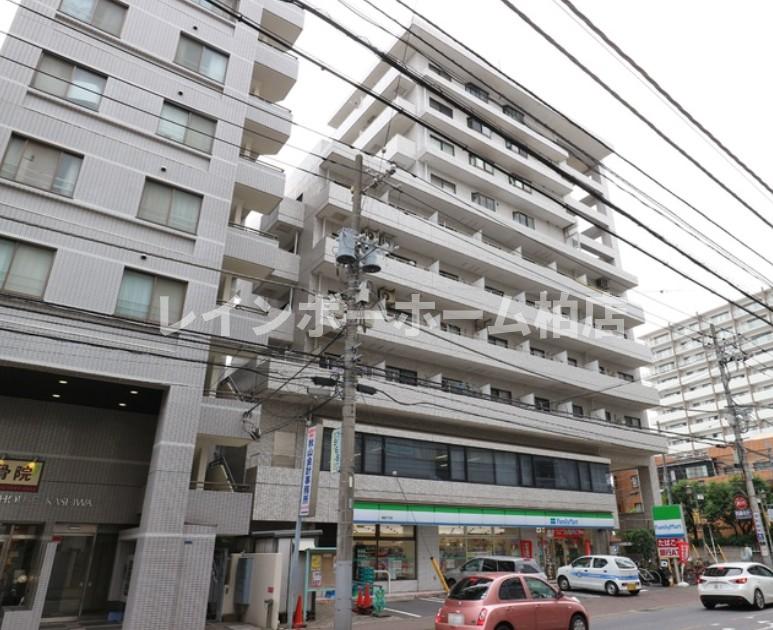 建物外観　落ち着いた雰囲気の外観です