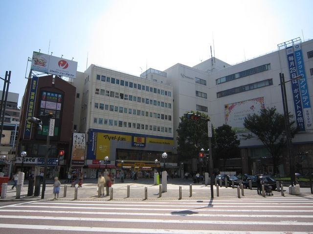 ドラックストア　マツモトキヨシ本厚木駅前店（ドラッグストア）まで470m