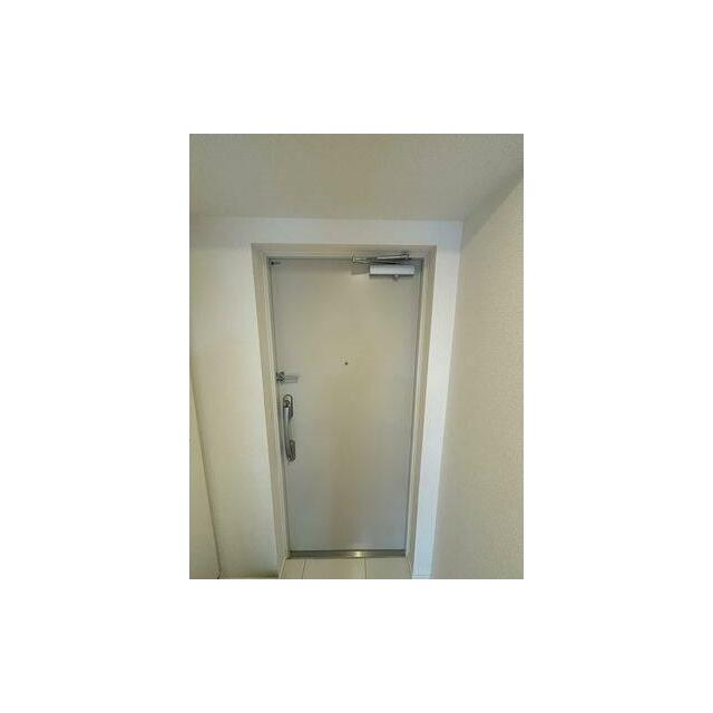 玄関　※参考写真