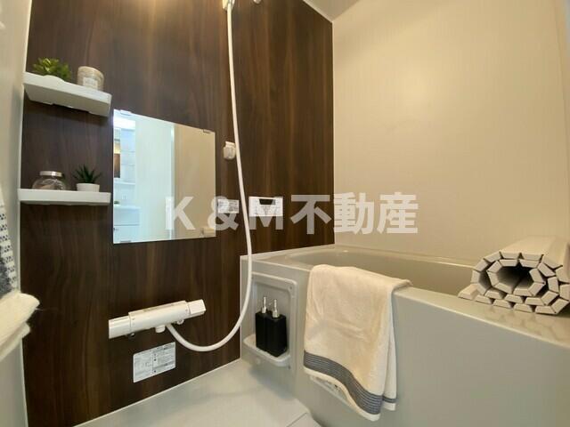 バス・シャワールーム　ゆったり過ごせるお風呂です