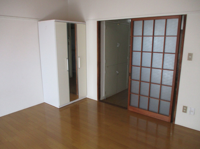 居室・リビング　ゆったり過ごせる居間です