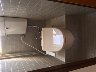 トイレ　バストイレ別