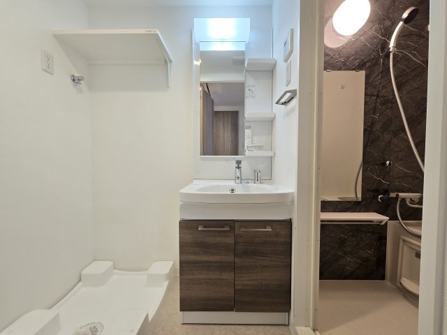 洗面設備　CREST TAPP東別院