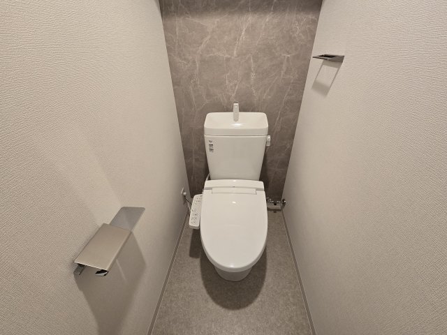 トイレ　CREST TAPP東別院