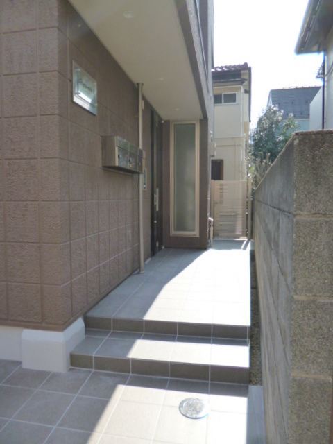 エントランス　アプローチ