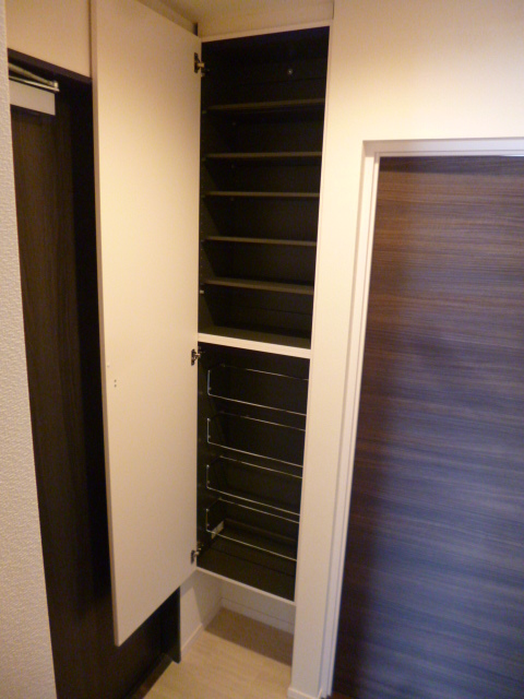 玄関　シューズボックス