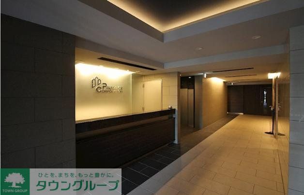 エントランス　エントランス