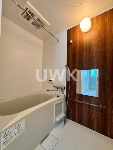 バス・シャワールーム　※同シリーズの画像です　ご参考までに！！